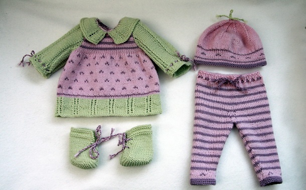 knitting pattern for dolls clothes