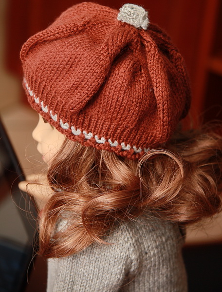 Knit doll clothes with this rich doll knitting pattern