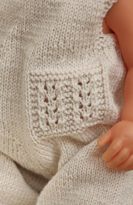 Gorgeous knitting patterns
for baby dolls