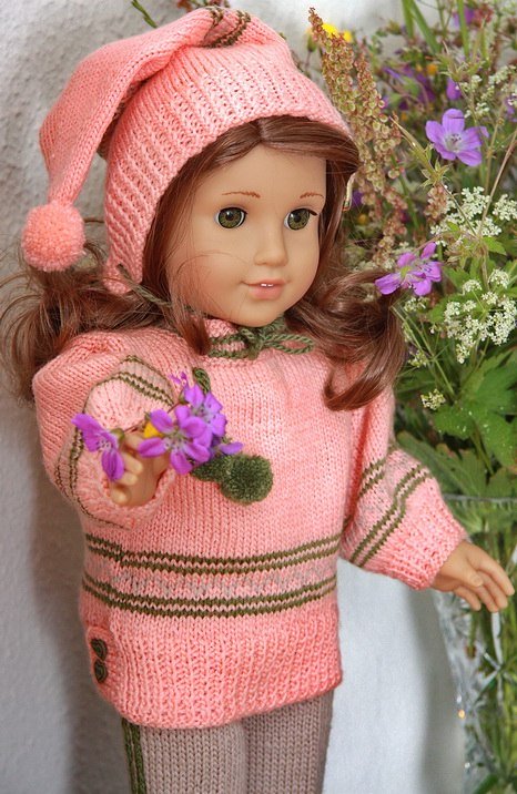 Gorgeous knitting patterns for 18 inch dolls