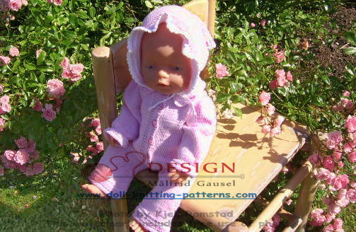 (This patterns fits 17" - 18" dolls like American Girl doll, Baby born and Alexander doll.)