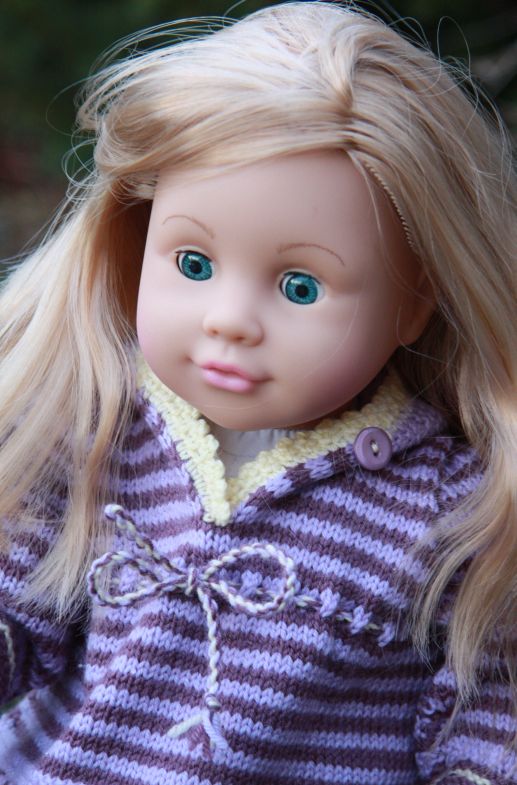 Modell 0042 MONA KRISTIN - pattern for American Girl doll.