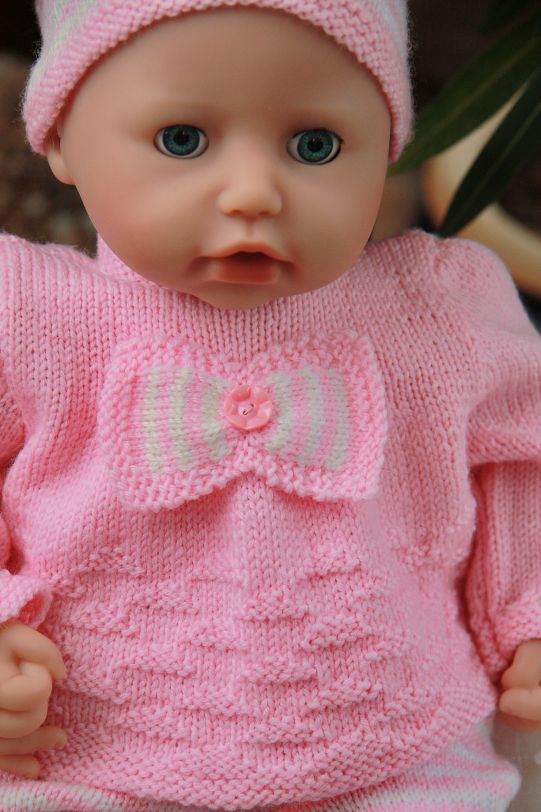 Model 0043 SARA - baby doll knitting pattern.