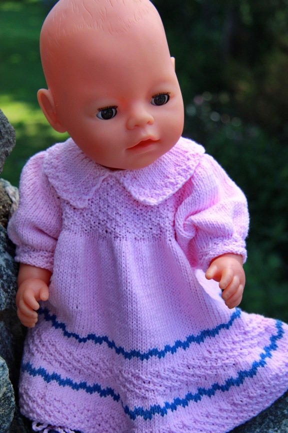 Knit this beautiful and comfortable, doll dress doll dress in fine ...