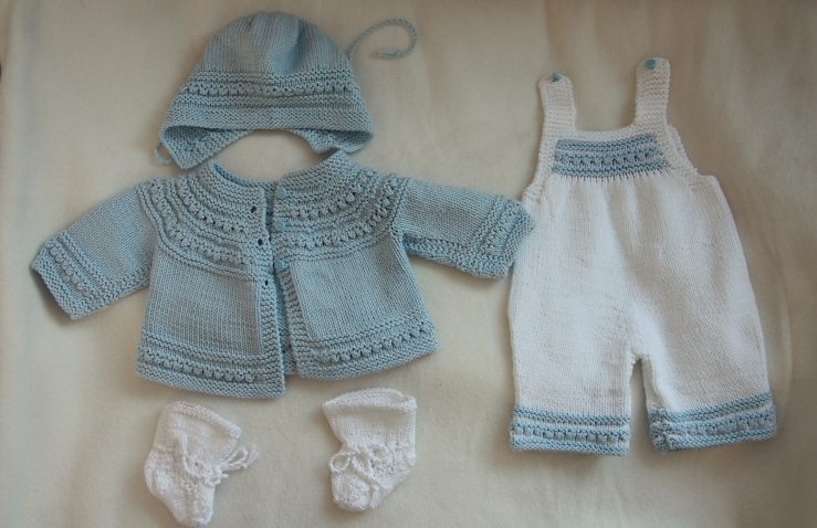knitting for dolls