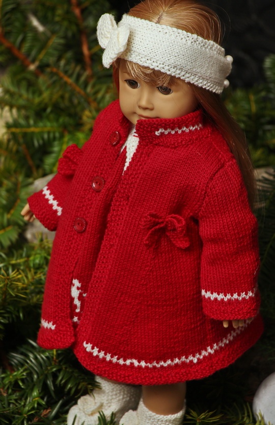Fits 17" - 18" dolls like American Girl doll, Baby born and Alexander doll.