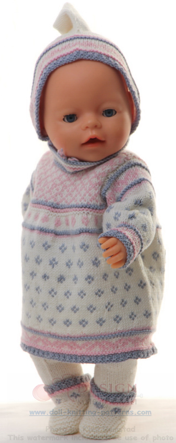 Knitted doll clothes pattern