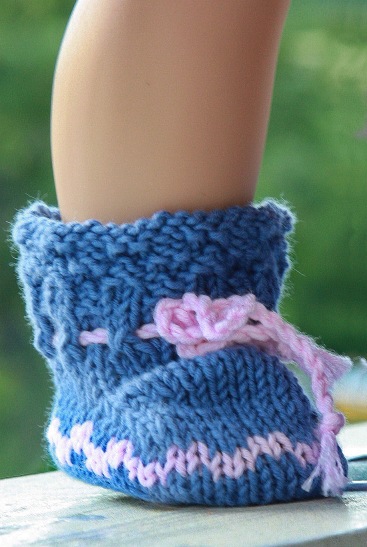 Model 0044 MALINE - American Girl doll knitting pattern.