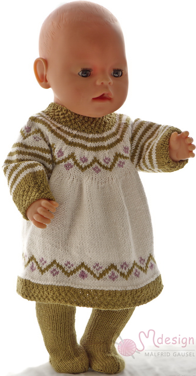 Knit dolls clothes