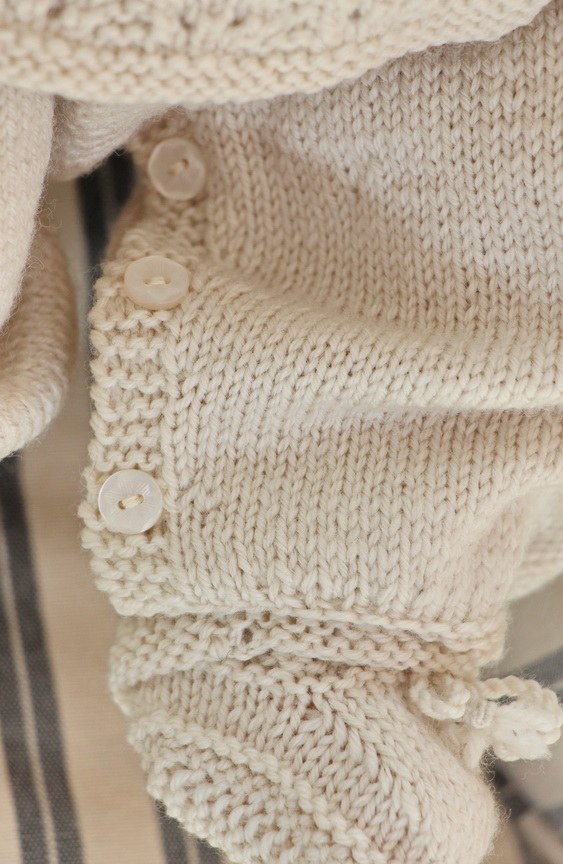 Gorgeous knitting patterns
for baby dolls