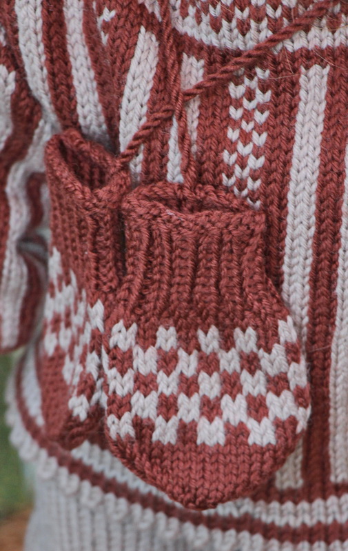 Puppenkleider stricken