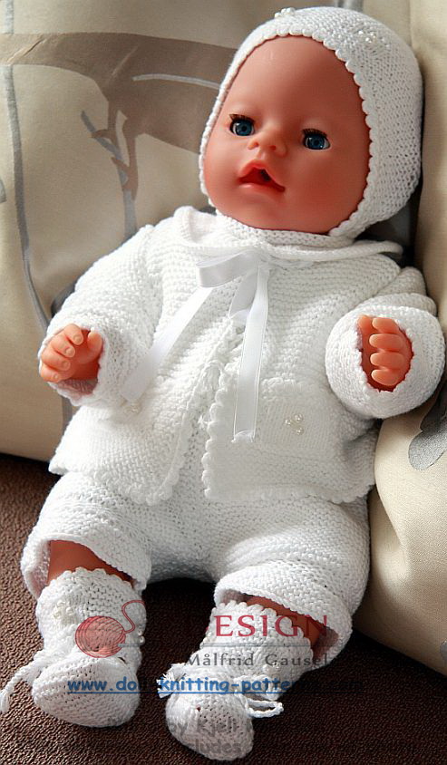 White knitted clothes is beautiful on my Little Babydoll baby born