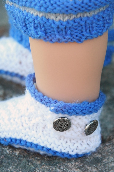 Lovely doll knitting pattern