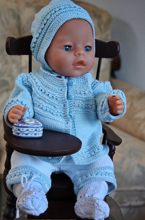 knitting for dolls