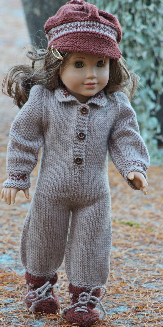 knit doll clothes with Målfrid's design knitting patterns