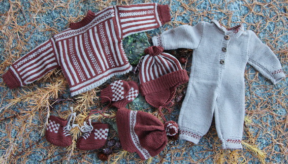 knit doll clothes with Målfrid's design knitting patterns