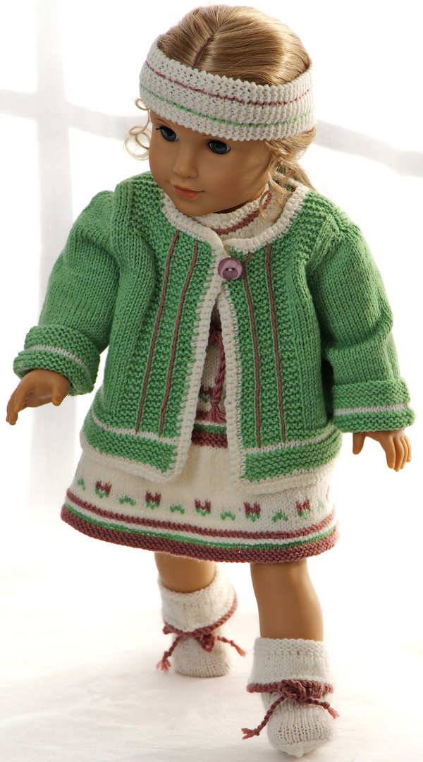 Doll dress knitting pattern