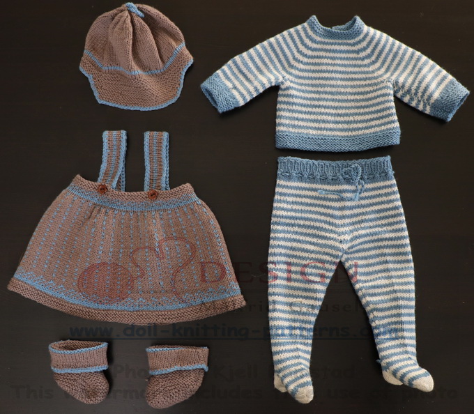 Dolls clothes knitting pattern