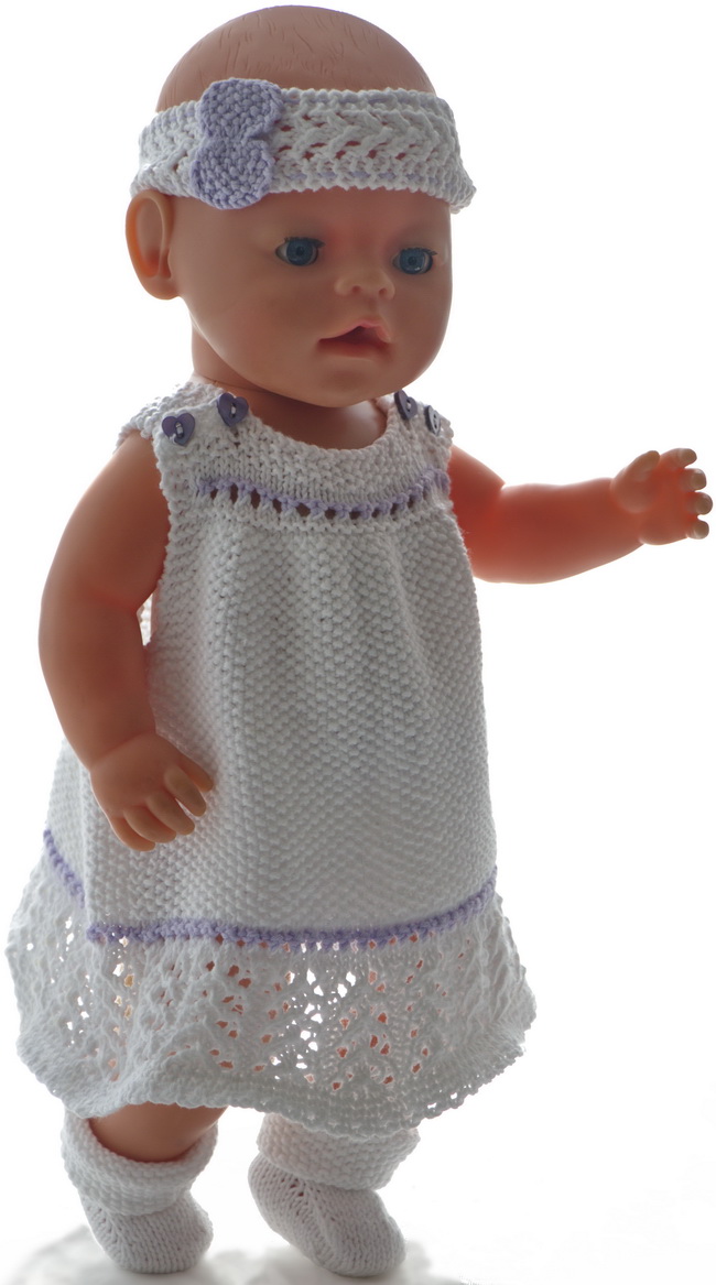 Knitting patterns for dolls clothes 18