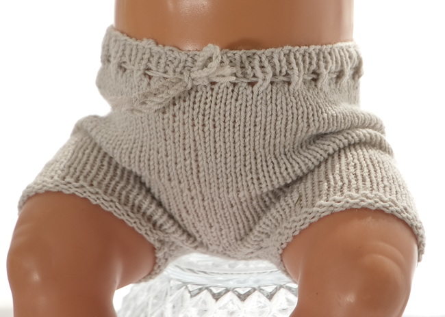 this worked out to be a super fine spring/summer outfit for your doll.