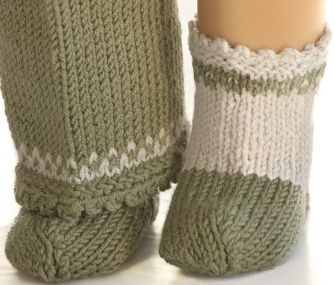 For smooth heel and toe shaping, knit the stitches tightly enough to avoid holes, but not so tight that it becomes difficult to work with. Consider practicing on a sample first to master the technique.