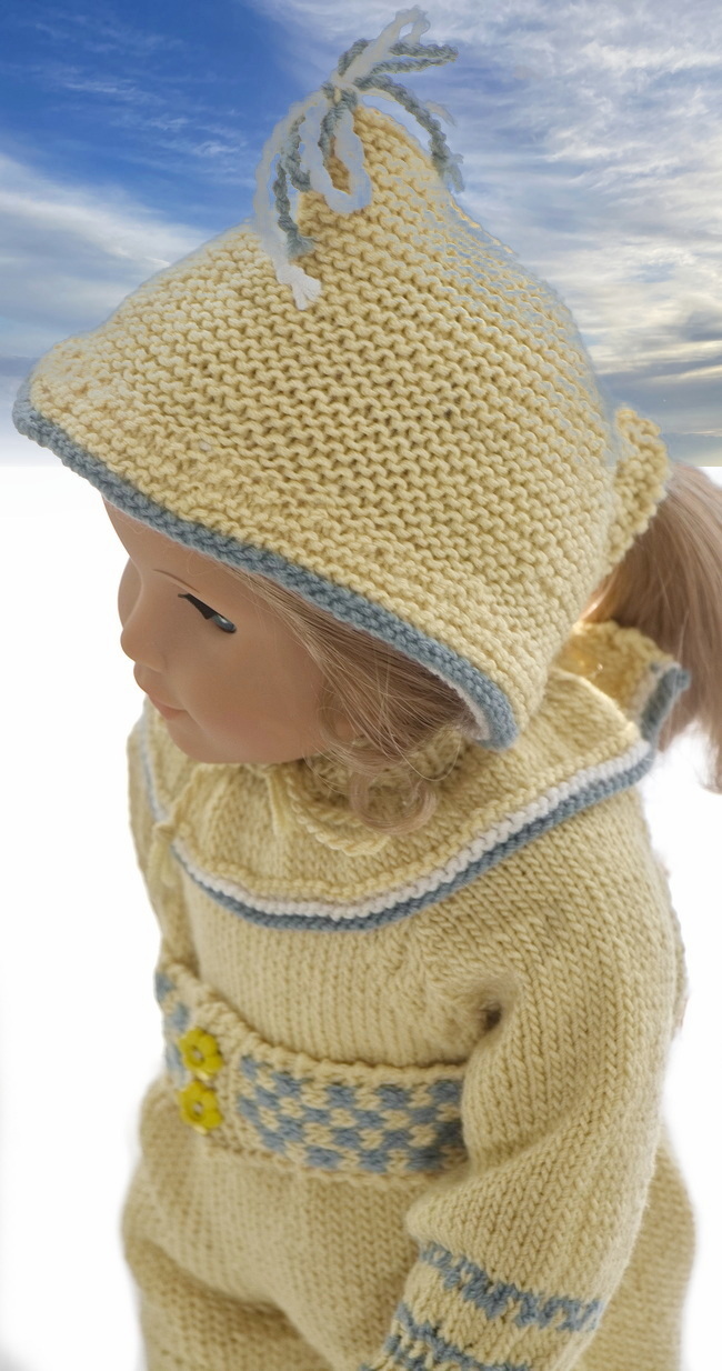 Danielle’s cheerful yellow and grey stripes are reminiscent of sunshine breaking through the clouds, signaling the arrival of a vibrant, beautiful season. Knit your version of Danielle to celebrate spring’s fresh beginnings and the anticipation of sunny days ahead. Let each stitch inspire joy and optimism for the warmer days just around the corner.