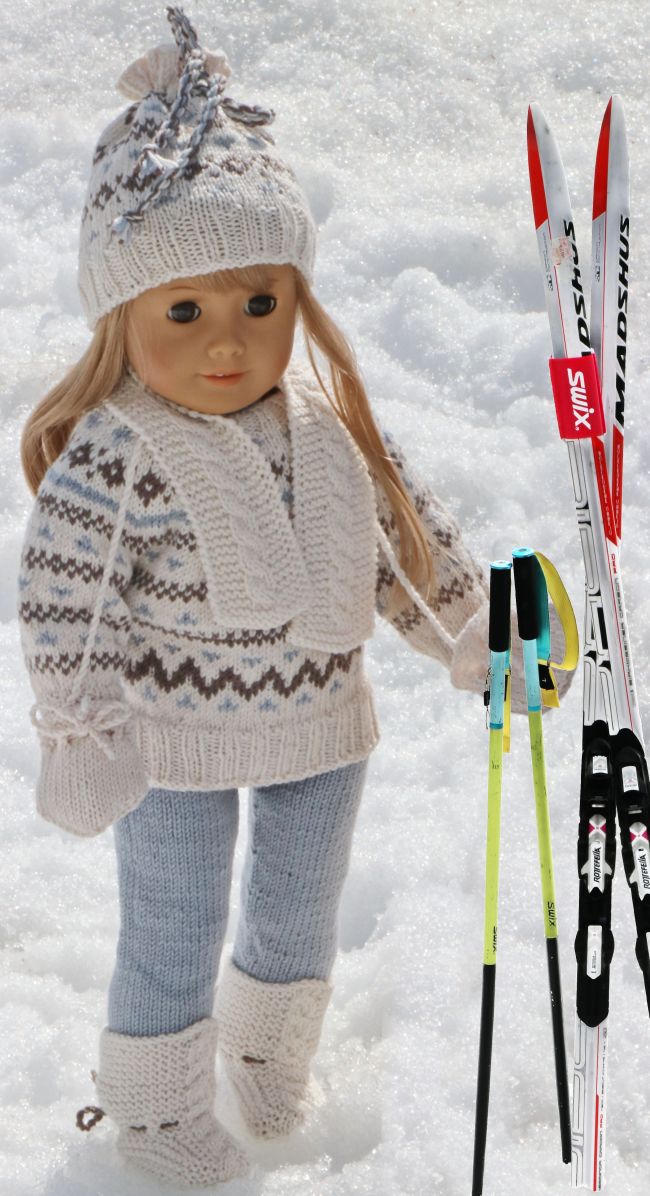 A pretty outfit for outdoor activities on cold days.